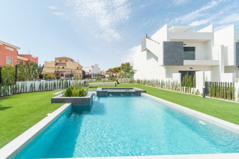 3 1 3