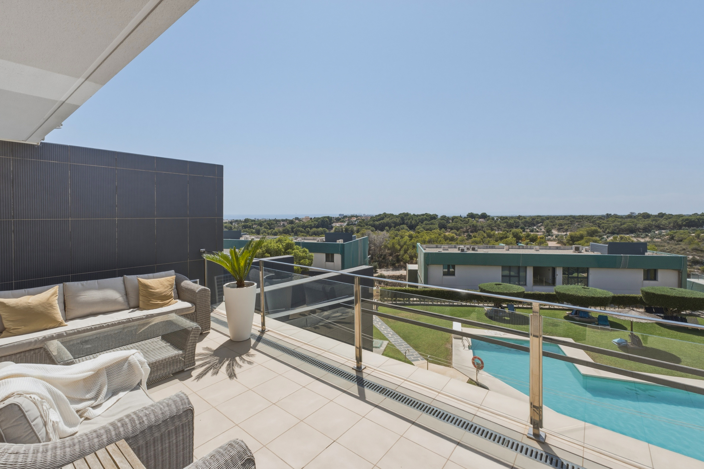 Ático de 2 dormitorios en Orihuela Costa, Alicante province – Ref. 3405-04373