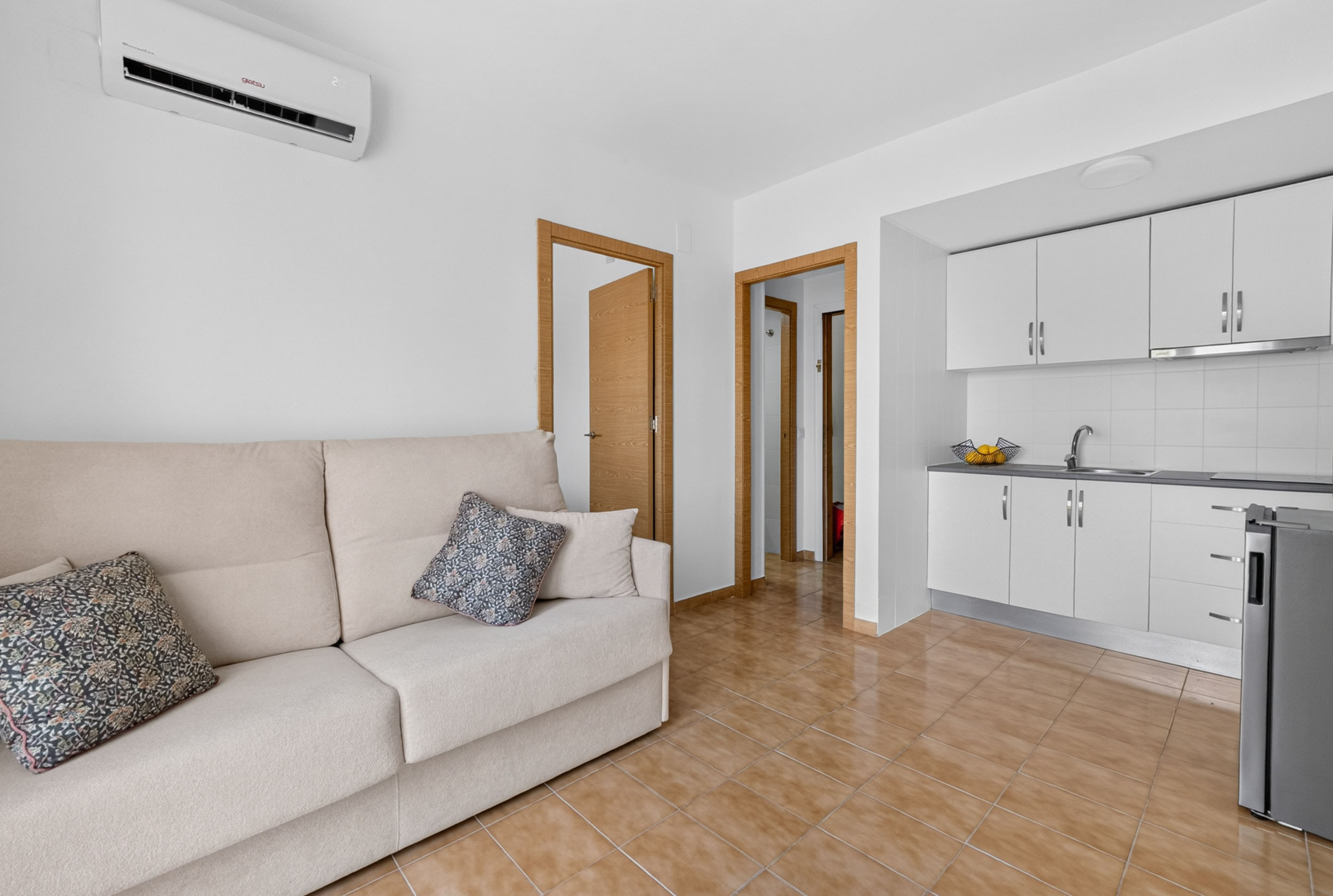 Apartamento de 1 dormitorio en Torrevieja, Alicante province – Ref. 3405-04371
