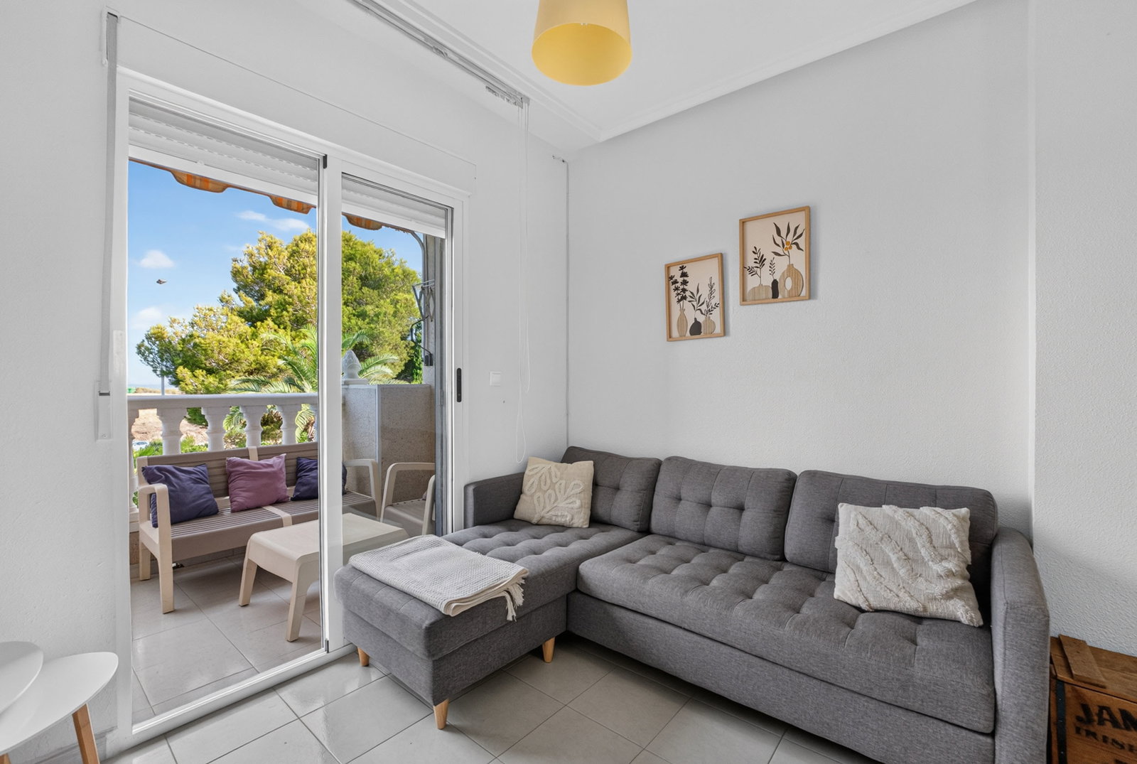 Apartamento de 3 dormitorios en Torrevieja, Alicante province – Ref. 3405-04383