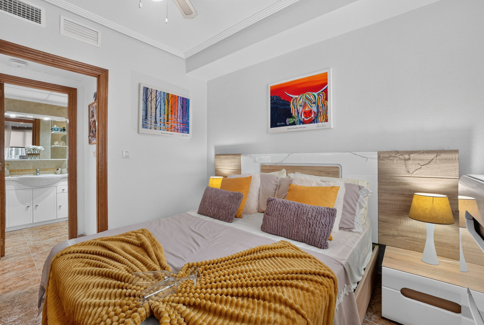 Apartamento de 2 dormitorios en Orihuela Costa, Alicante province – Ref. 3405-04384