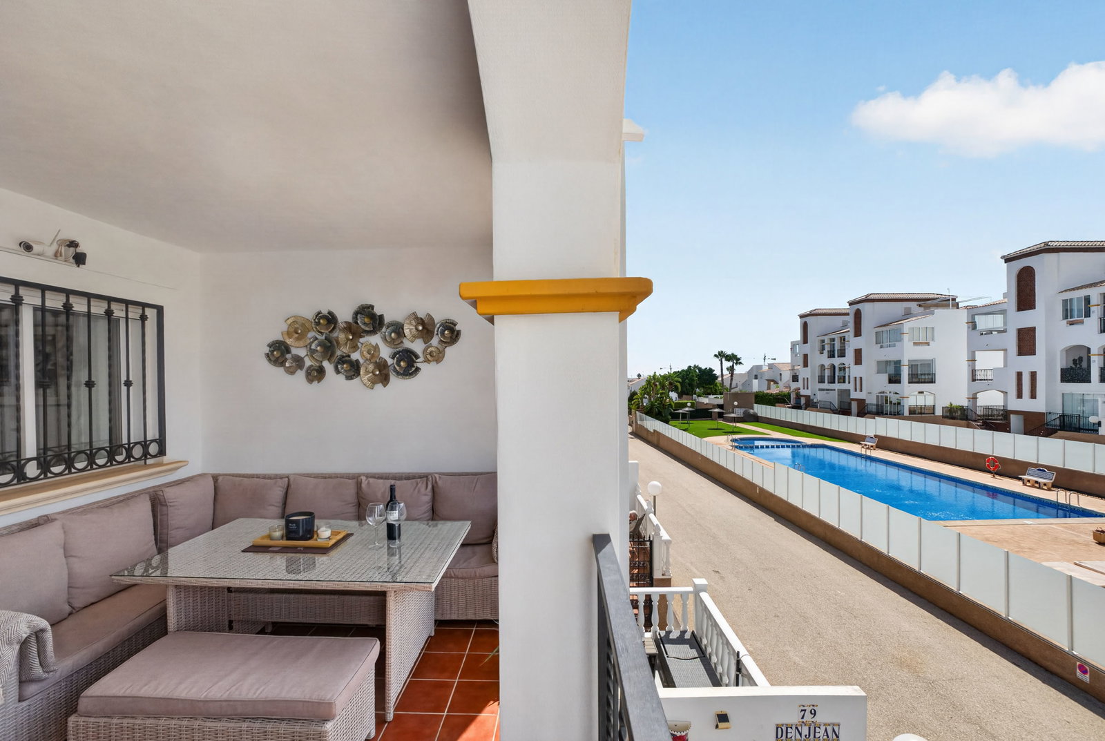 Apartamento de 2 dormitorios en Orihuela Costa, Alicante province – Ref. 3405-04384