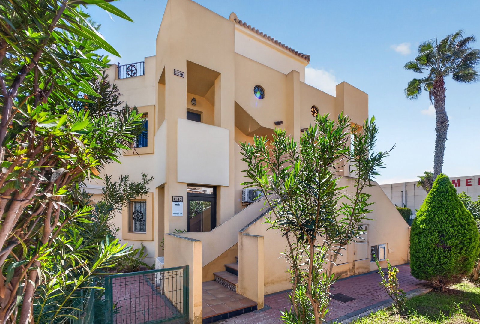 Apartamento de 2 dormitorios en Orihuela Costa, Alicante province – Ref. 3405-04392